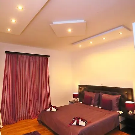 Royal Deluxe Apartment Split Room photo